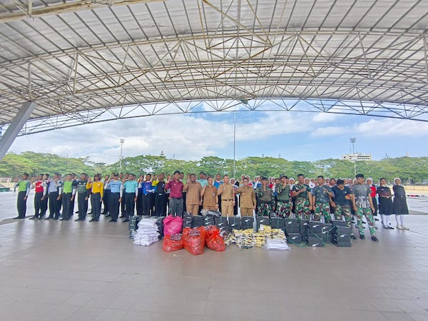 70 Anggota Paskibraka Makassar Resmi Terima Seragam dan Atribut Latihan