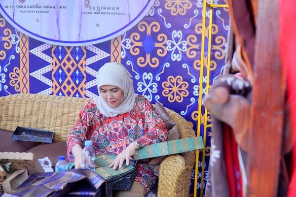 Aliyah Apresiasi Kreativitas UMKM di Pameran Ekraf Rakornas  2025