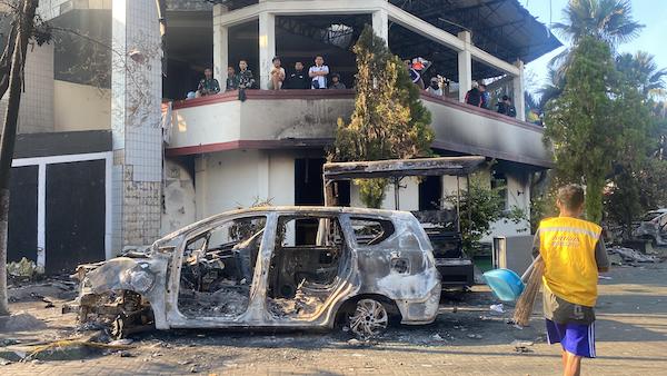 Aksi Pelaku Penjarahan Mesin ATM di DPRD Makassar Diduga Terorganisir
