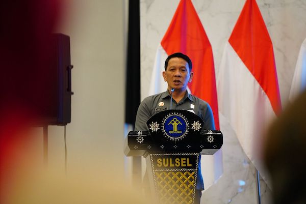 Sosialisasi Buku Panduan, Kanwil Kemenkum Sulsel Perkuat Integritas dan Profesionalisme Notaris