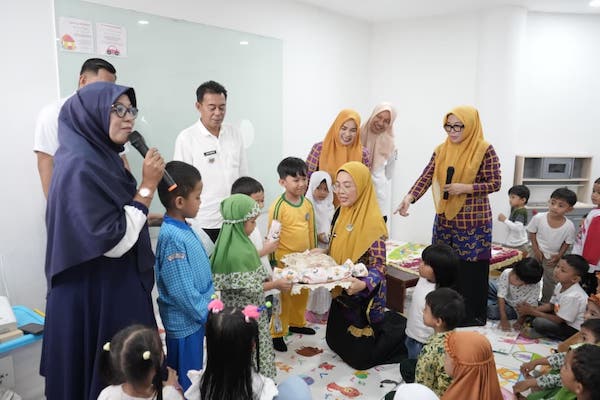 Bunda PAUD Makassar Ajak Anak Gemar Makan Sehat dan Peduli Lingkungan
