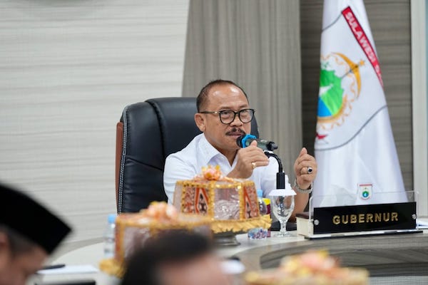 Suhardi Duka: Meski Defisit, Pendidikan dan Kesehatan Tetap Prioritas Sulbar