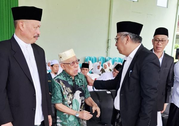 Hari Santri, Abidin dan Gubernur Sulsel Gelontorkan Rp15 Miliar untuk DDI Mangkoso