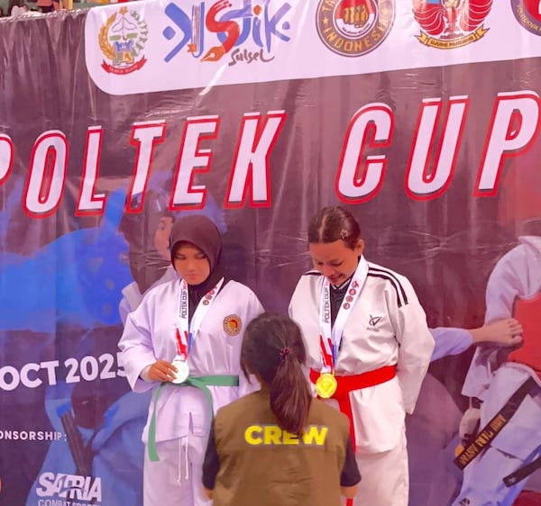 Mahasiswi Politeknik Bosowa Raih Emas di Poltek Cup 2025