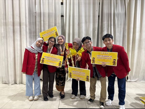 Mahasiswa Unhas Torehkan Prestasi di Panggung Debat Nasional NUDC dan KDMI 2025
