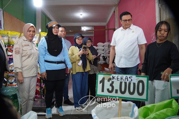 Bapanas Sidak Harga Beras di Palopo, Warning Pedagang Tak Mainkan Harga