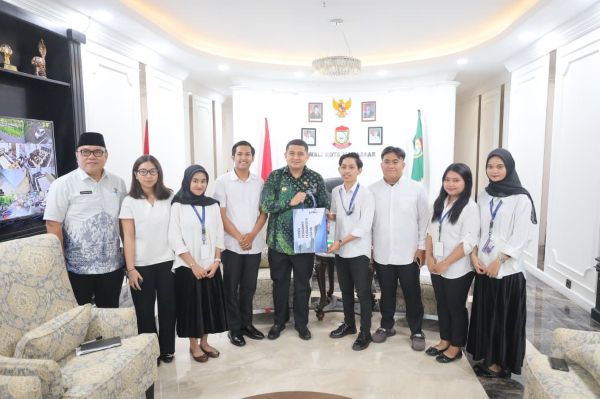 Walikota Makassar Terima Audiens Mahasiswa KKN-T dan UKM Kewirausahaan Unibos