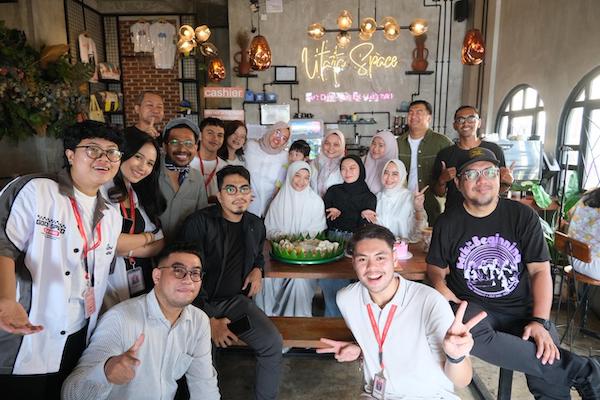 Madama Radio 37 Tahun: Dari Lagu Jagoan Jadi Ruang Hangat Anak Muda Makassar