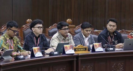 MK Bahas Lagi Gugatan Dana Pensiun DPR, Pemohon: Ini Pemborosan Pajak Rakyat