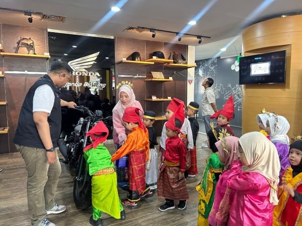 Edukasi Sejak Dini, Siswa TK Islam Al-Azhar 34 Makassar Belajar Otomotif di Asmo Sulsel