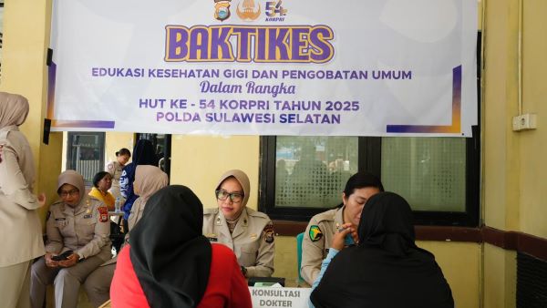 Sambut HUT Korpri Ke-54, Polda Sulsel Gelar Bakti Sosial dan Edukasi Kesehatan Gigi