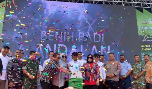 Sulsel Launching Mandiri Benih 2025, Salurkan 5 ribu Ton Bibit Senilai Rp75 Miliar