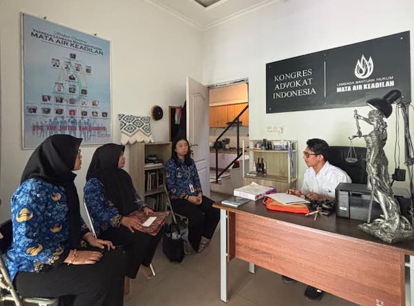 Kemenkum Sulsel Evaluasi Layanan Bantuan Hukum UKBH Unhas dan LBH Mata Air Keadilan