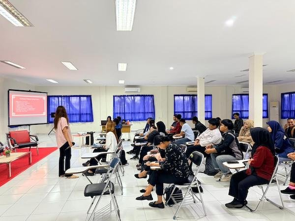 Dari Apa Kabar ke Ni Hao Ma, Pelatihan Mandarin UKM Bahasa Poltekbos Curi Perhatian Mahasiswa