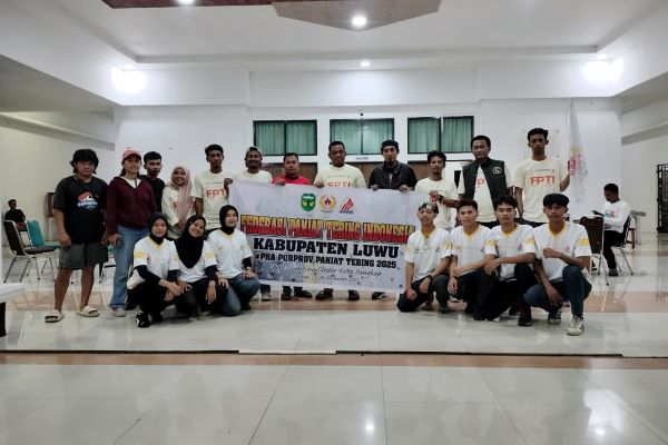 Bupati Luwu Lepas 12 Atlet Panjat Tebing ke Ajang Pra Porprov di Pangkep