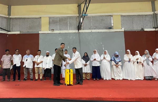 Apresiasi Pengabdian Jangka Panjang, Sekolah Islam Athirah Berangkatkan Umrah Guru dan Karyawan