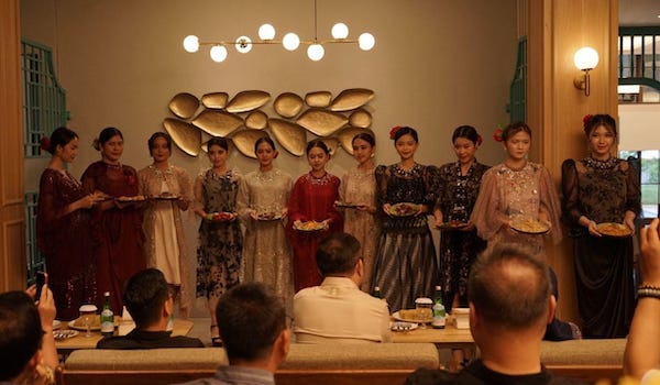 Sajian Kuliner Peranakan Bergaya Old-Money Hadirkan Pengalaman Berkelas di Makassar