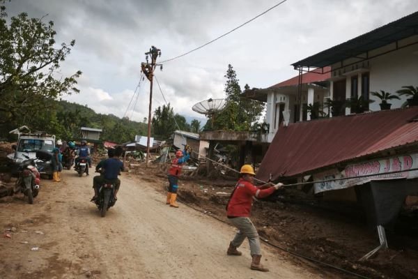 Agam Kembali Menyala, Sistem Kelistrikan Sumbar Pulih 100 Persen Pascabencana
