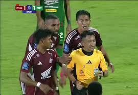 PSM Makassar vs Persebaya Diwarnai Kartu Merah, Imbang 1-1
