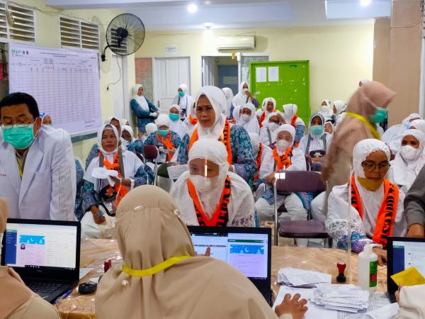 MK Diminta Uji Pasal Pembagian Kuota Haji