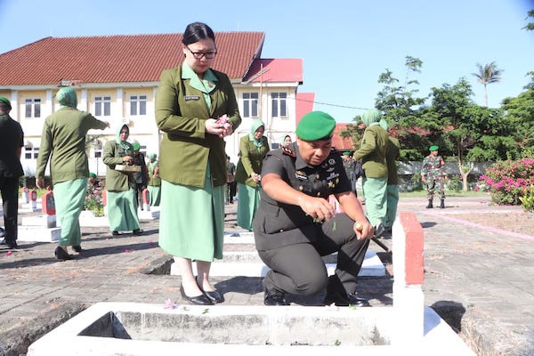 Peringati Hari Juang TNI AD ke-80, Kodim Jeneponto Gelar Ziarah Rombongan di TMP Laptur