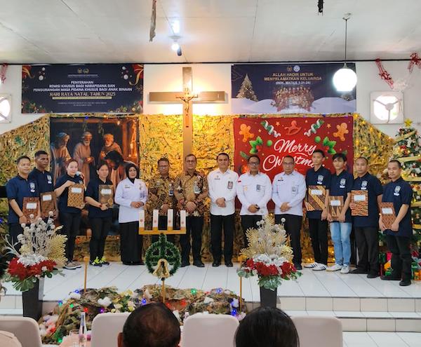 Sembilan Warga Binaan Rutan Makassar Terima Remisi Khusus Natal