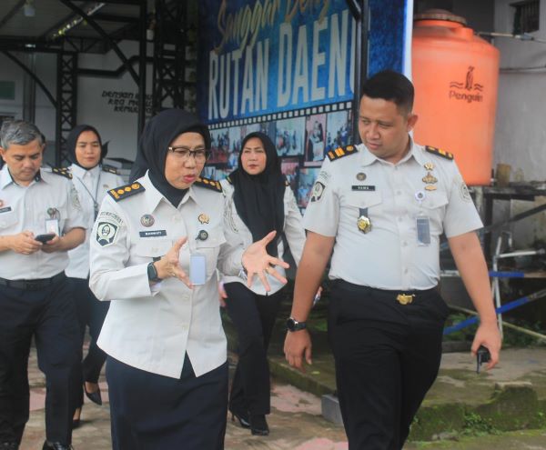 Respon Isu Viral yang Beredar, Kabid Marwati Pantau Langsung Blok Hunian di Rutan Kelas I Makassar