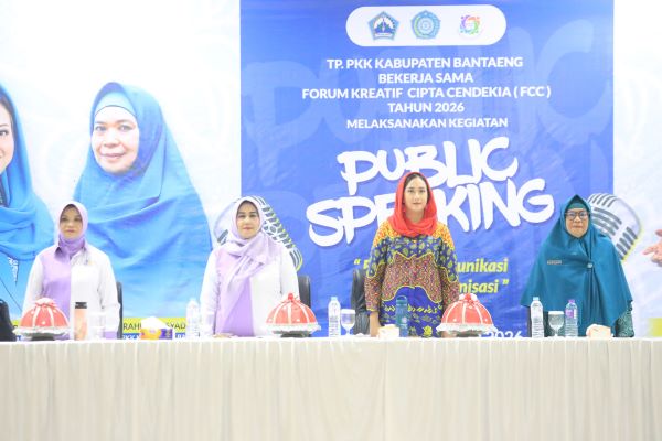 Lewat Public Speaking, TP PKK Bantaeng Dorong Kader PKK Lebih Percaya Diri
