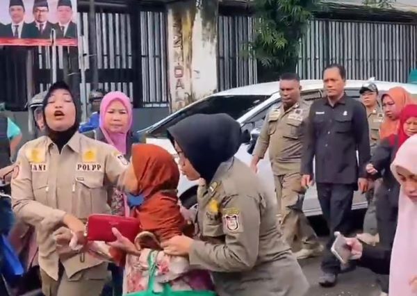 Satpol PP–Dinsos Makassar Tertibkan 48 Gepeng dan Anjal dalam Operasi Kolaboratif