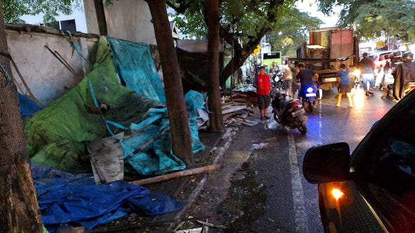 96 PKL di Mariso Ditertibkan Setelah 3 Kali Teguran