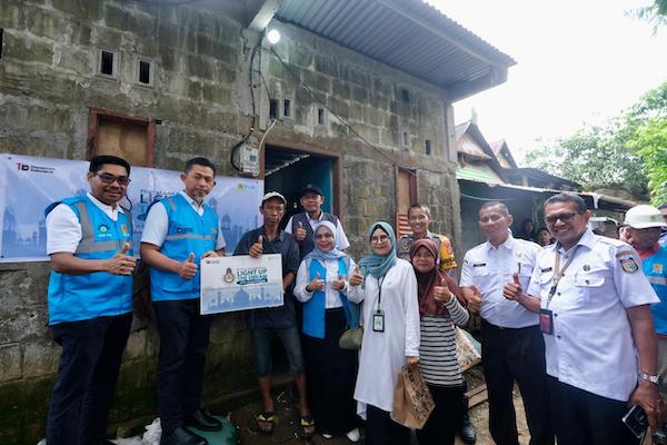 PLN UP3 Makassar Utara Wujudkan Mimpi Warga Prasejahtera Lewat Program Light Up The Dream
