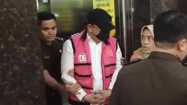 Mantan Pj Gubernur Sulsel Resmi Ditahan Usai Diperiksa Maraton 12 Jam