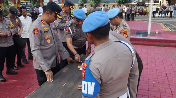 Kapolres Bantaeng Sidak Senpi Organik dan Ingatkan Bahaya Narkoba
