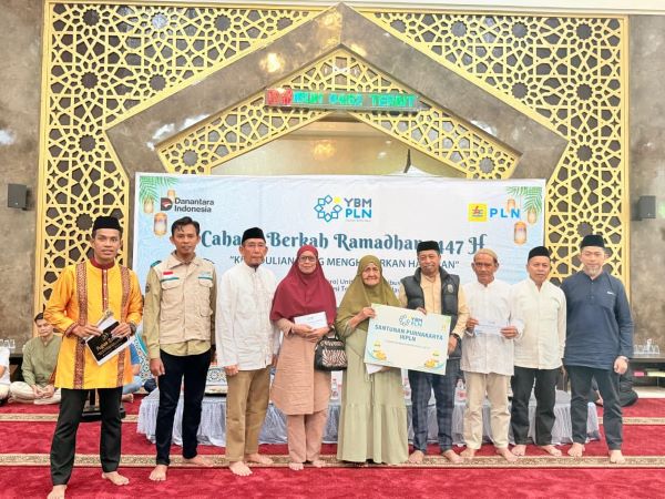 PLN UID Sulselrabar Salurkan Bantuan Ramadan 1447 H untuk 6.950 Penerima Manfaat.