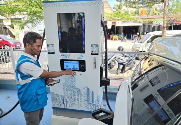 PLN UID Sulselrabar Catat Transaksi SPKLU Selama Idulfitri 1447 H Tembus 2.701