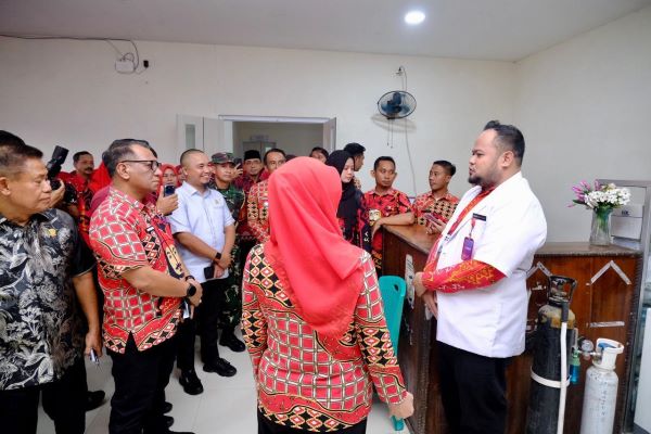 Husniah Sorot Puskesmas Baru Bajeng, Minta Waktu Tunggu dan Kapasitas di Tingkatkan