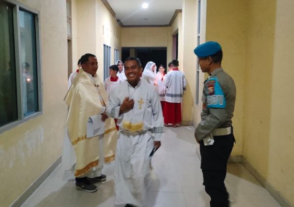 Polisi Kawal Peringatan Wafat Isa Al Masih di Bulukumba, 90 Personel Diterjunkan
