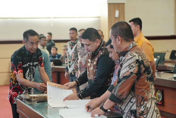 Appi Teken Komitmen Nasional, Target Sampah Makassar Tuntas 2029