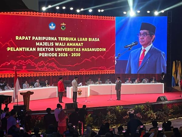 Resmi Dilantik, Prof Jamaluddin Jompa Jabat Rektor Unhas Periode 2026-2030