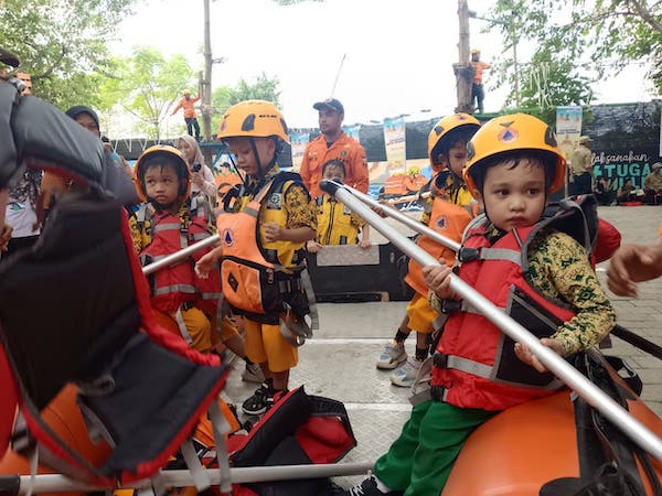 Tak Hanya Dewasa, Anak-anak Makassar Wajib Paham Mitigasi Bencana Sejak Dini