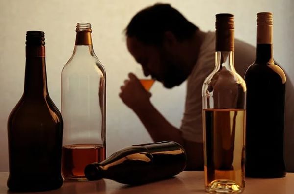 Naik Dua Kali Lipat, Penjual Minuman Beralkohol di Makassar Tembus 400 Lebih