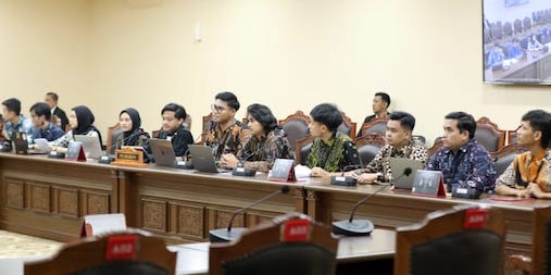 DPR Dinilai Kehilangan Taring, Warga Minta MK Benahi UU Darurat