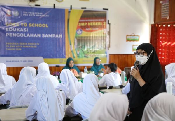 TP PKK Makassar Goes to School, Ajak Siswa Kelola Sampah di Sekolah