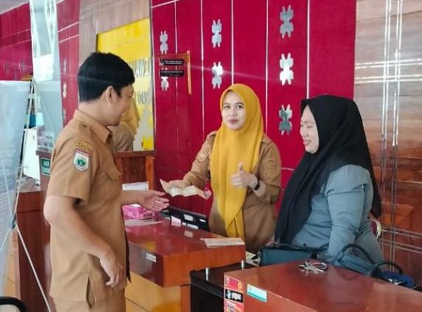 Layanan Samsat Keliling Polman Raup Rp53,9 Juta dari 49 Kendaraan Sehari
