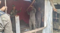 Berdiri di Atas Fasum, 16 Lapak di Barawajah di Tertibkan