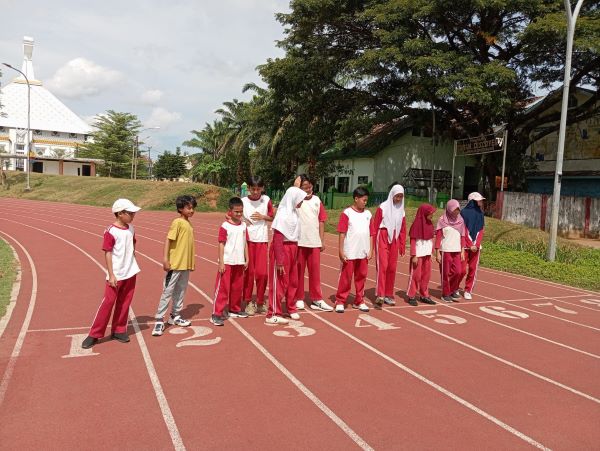 Olahraga di Lapangan Syech Yusuf, Sekolah Alam Bosowa Belajar Sportivitas dan Kerja Sama