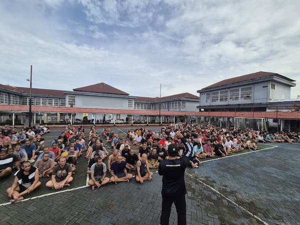 Kalapas Narkotika Sungguminasa Ajak WBP Jaga Keamanan dan Ketertiban Lapas