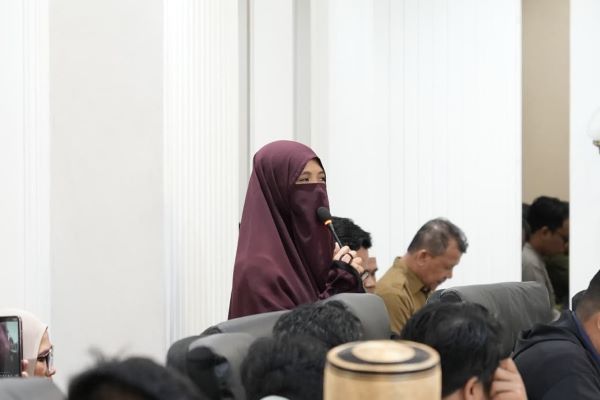 Emak-emak di Tamalanrea Minta Appi Tunda Kontrak PSEL: Lokasi Dekat Pemukiman