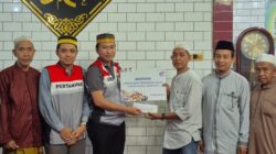 Pertamina Sulawesi Salurkan Santunan untuk Masjid dan Panti Asuhan di Ujung Tanah 