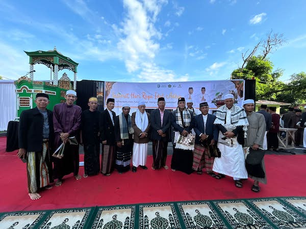 Ribuan Warga Salat Iduladha di Kantor Bupati Bulukumba, Ini Harapan Andi Utta!